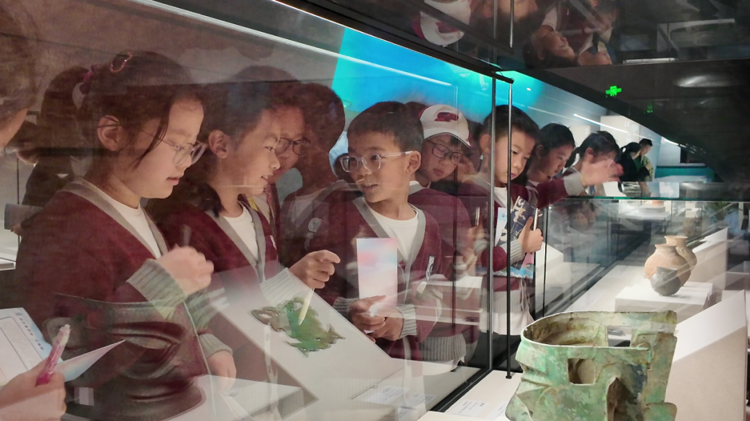 “大江东去：长江水文化展”圆满落幕