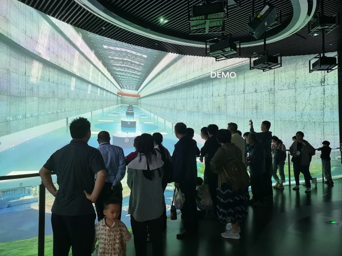 展厅参观 朱金华拍摄（1）